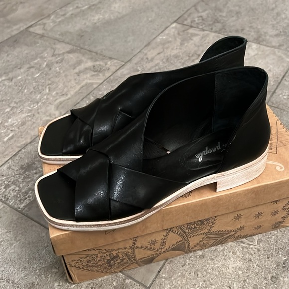 Free People Sun Valley Sandal - Picture 6 of 14